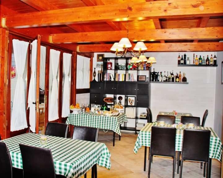 The Holiday House Otel Santeramo in Colle Dış mekan fotoğraf